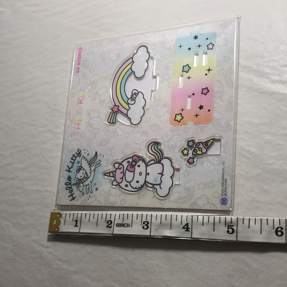 Sanrio Hello Kitty 3D Scenes 2 Different Scenes Hello Kitty Rainbows & Unicorns - Picture 6 of 6